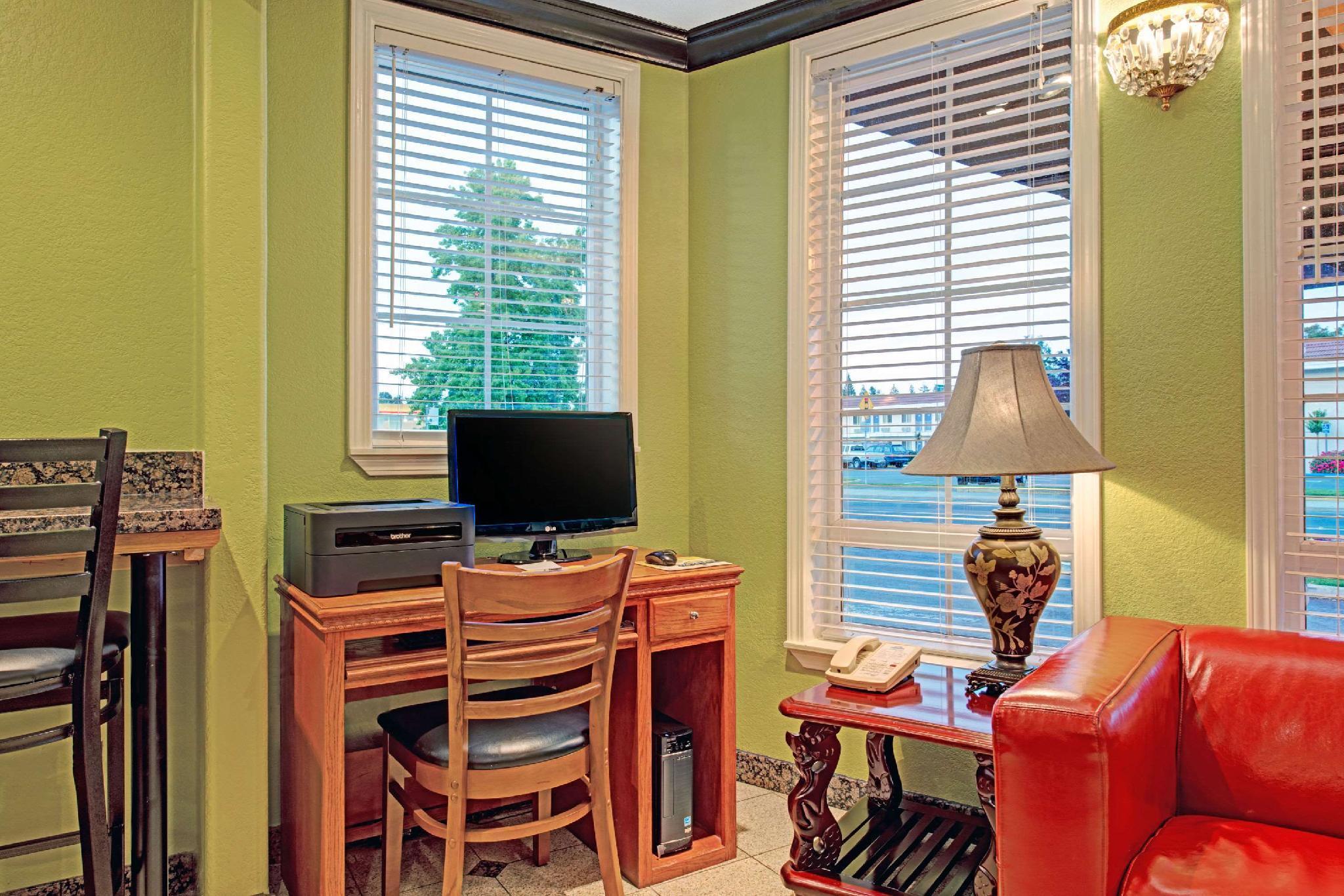 Quality Inn & Suites Sacramento Esterno foto