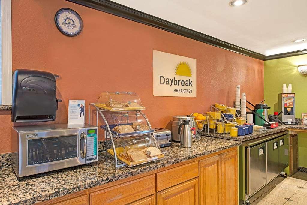 Quality Inn & Suites Sacramento Esterno foto