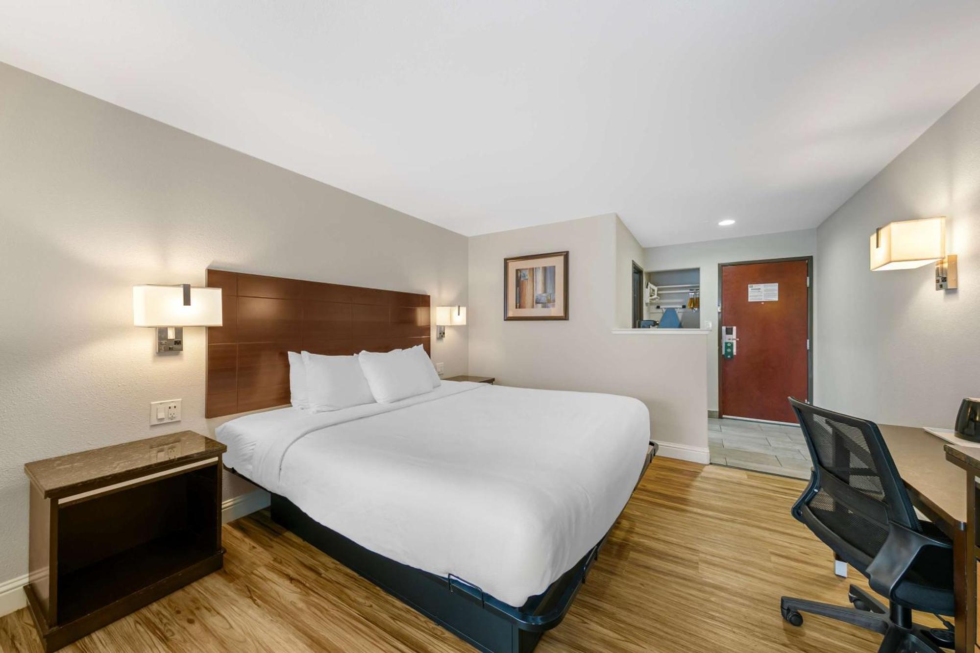 Quality Inn & Suites Sacramento Esterno foto